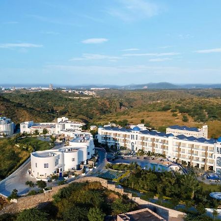 Ramee Royal Resort Udaipur Bagian luar foto