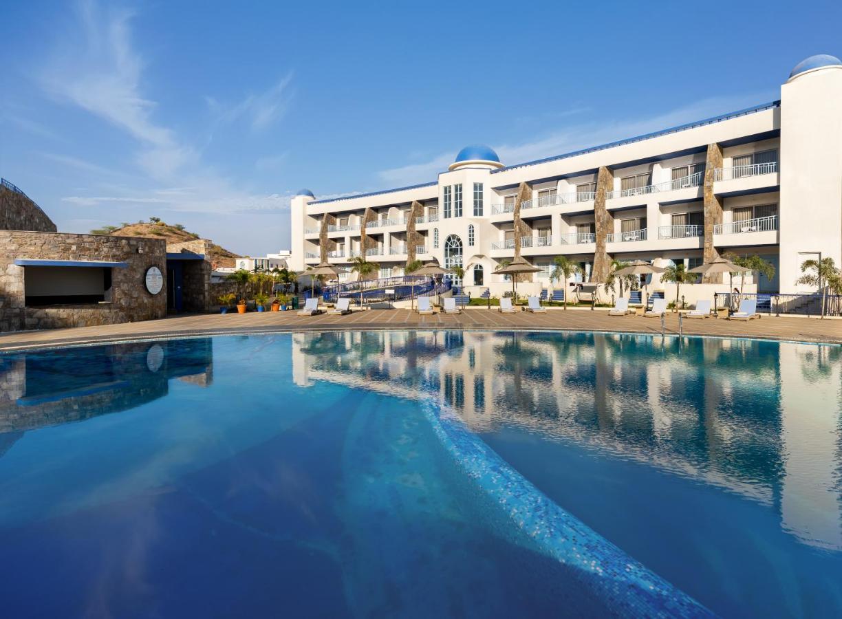 Ramee Royal Resort Udaipur Bagian luar foto