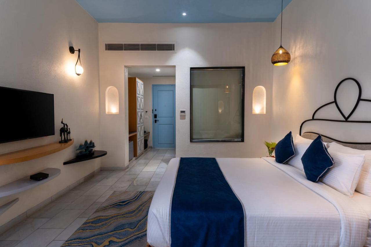 Ramee Royal Resort Udaipur Bagian luar foto