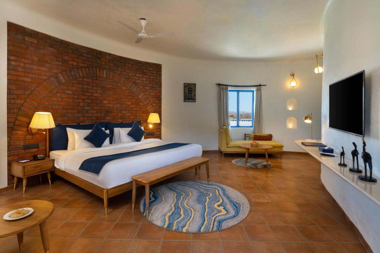 Ramee Royal Resort Udaipur Bagian luar foto