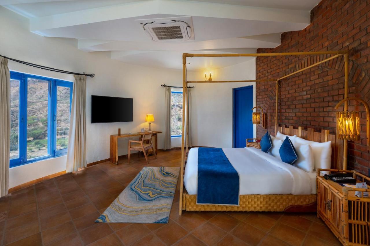 Ramee Royal Resort Udaipur Bagian luar foto
