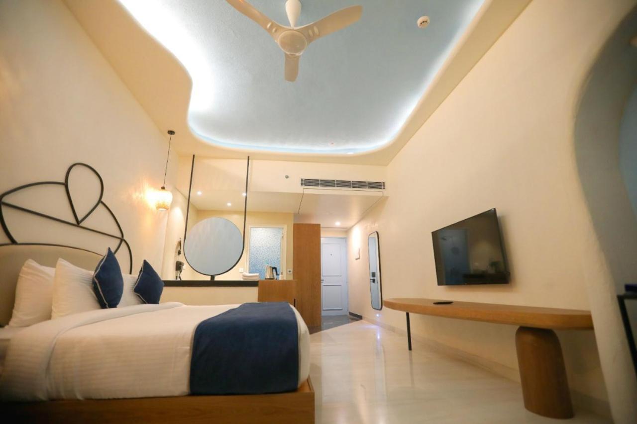 Ramee Royal Resort Udaipur Bagian luar foto